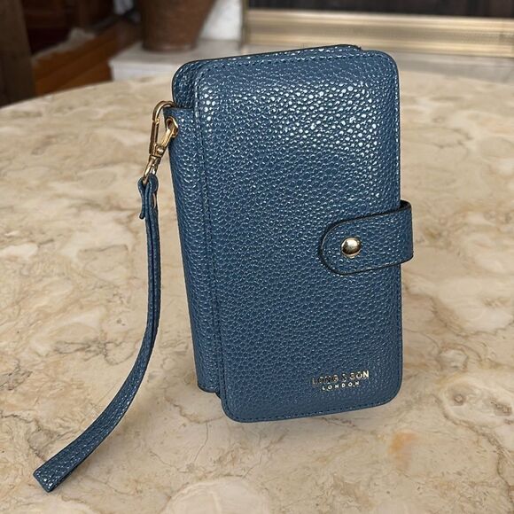 NWOT Long & Son Faux Leather Wristlet Wallet Phone Case - Picture 2 of 10